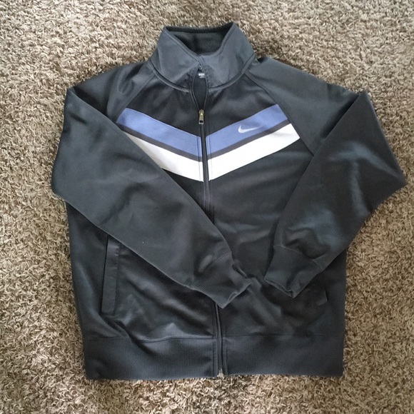 Nike jacket - Picture 1 of 2
